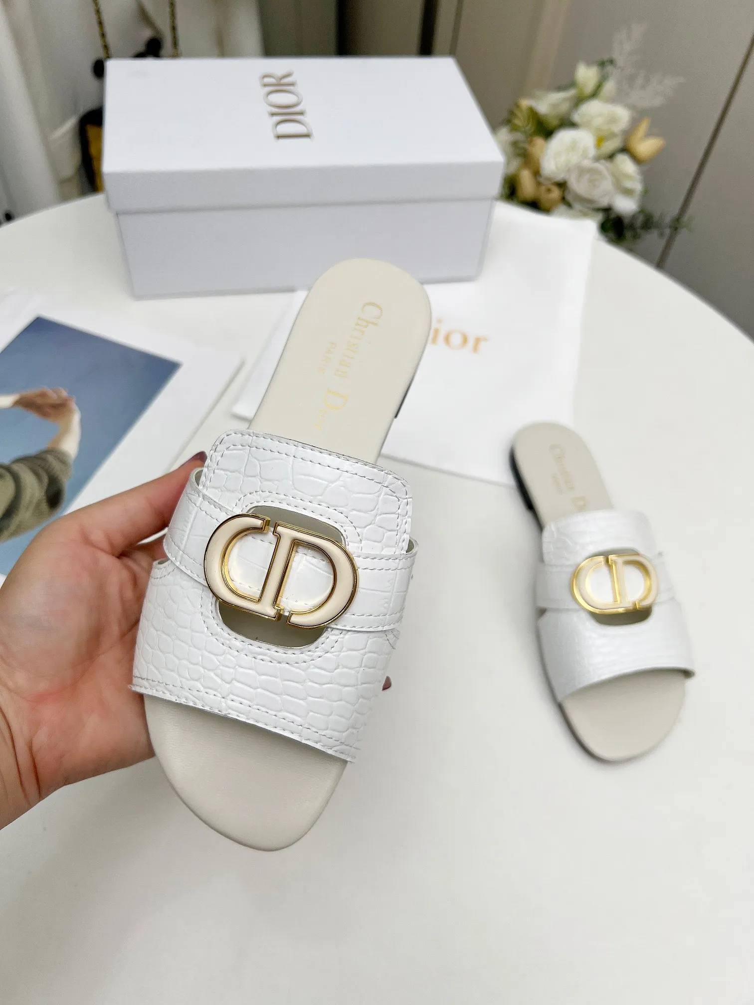 👟👟Ex-factory price 360👟👟 Genuine leather base +30 Dior spring and summer new model 6 colors optional code size 35-42